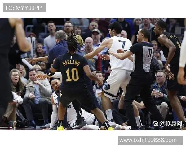 基尔队与马德格堡队激烈对抗争夺联赛重要积分的精彩赛事分析