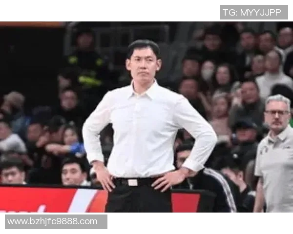 张庆鹏的篮球之路：从青涩少年到职业球员的成长历程与心路历程