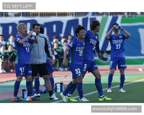 清水鼓动与爱媛FC激战正酣谁能在这场对决中笑到最后 清水鼓动与爱媛FC激战正酣谁能在这场对决中笑到最后