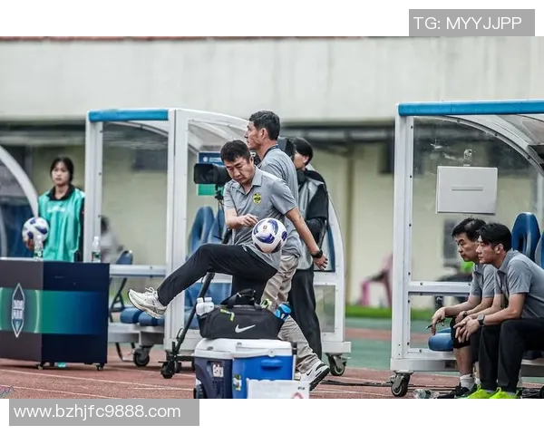 鹏城对决湘涛深圳足球激情碰撞展现无限可能