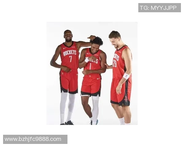 火箭队与老鹰队激战三加时上演篮球史诗般的精彩对决 火箭队与老鹰队激战三加时上演篮球史诗般的精彩对决