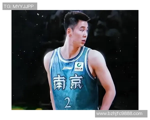 郭昊文的篮球之路：从青涩少年到职业赛场的奋斗与成长